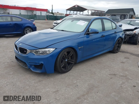 2015 BMW M3 z VIN WBS3C9C51FP803778, wystawiony jako IAAI lot #41732784 z przebiegiem 58 820 mil mil oraz . Historia ofert i sprzedaży dostępna na DreamBid. Obrazek 2.