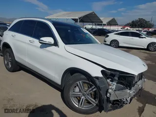 2022 Mercedes-Benz GLC with VIN W1N0G8DB7NV367745, listed as a IAAI auction lot 41548167 with 33,448 mi miles. Bid and sale history available at carsss.com. Image 1.