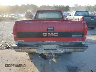 1989 GMC Sierra 2500 z VIN 1GTGK24K9KE531445, wystawiony jako Copart lot #69101214 z przebiegiem Nie podano mil oraz Szkody całkowita. Historia ofert i sprzedaży dostępna na DreamBid. Obrazek 6.