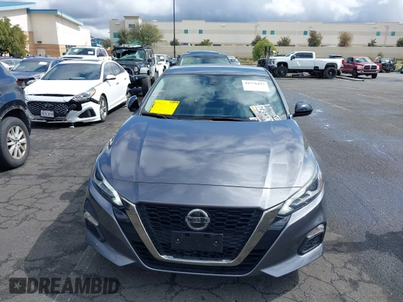2022 Nissan Altima 2.5 SR with VIN 1N4BL4CV7NN421311, listed as a IAAI auction lot 41776437 with 39,049 mi miles. Bid and sale history available at carsss.com. Image 13.