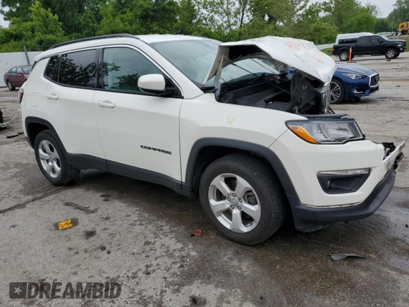 2018 Jeep Compass Latitude z VIN 3C4NJDBB6JT282965, wystawiony jako Copart lot #59621735 z przebiegiem Nie podano mil oraz Szkoda całkowita • Salvage title. Historia ofert i sprzedaży dostępna na DreamBid. Obrazek 4.
