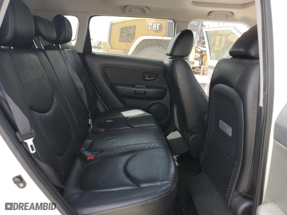 2011 Kia Soul + with VIN KNDJT2A20B7276647, listed as a Copart auction lot 47981225 with 84,638 mi miles and Salvage Title. Bid and sale history available at carsss.com. Image 10.