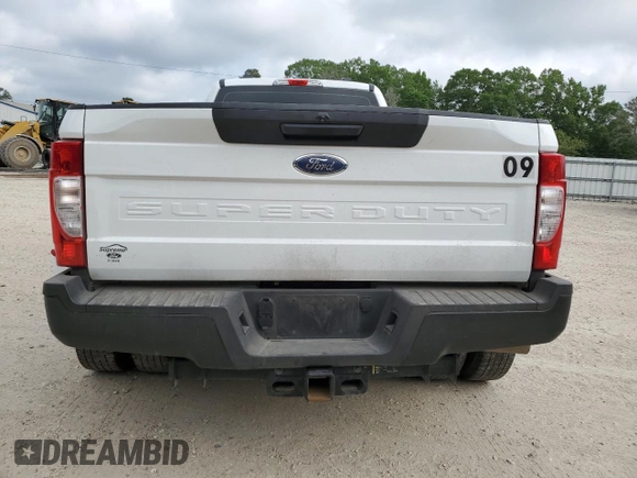 2022 Ford F-350 XL z VIN 1FT8W3DT8NED45746, wystawiony jako Copart lot #53570695 z przebiegiem 143 963 mil mil oraz Szkoda całkowita • Salvage title. Historia ofert i sprzedaży dostępna na DreamBid. Obrazek 6.