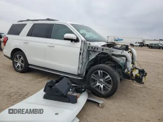 2022 Ford Expedition XLT with VIN 1FMJU1JT9NEA09633, listed as a Copart auction lot 45299235 with 75,486 mi miles and Salvage title. Bid and sale history available at DreamBid. Image 4.