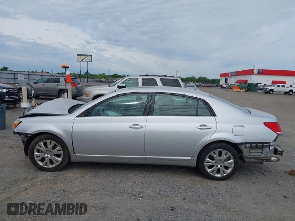 2010 Toyota Avalon XL with VIN 4T1BK3DB6AU369581, listed as a IAAI auction lot 42159063 with 137,996 mi miles and . Bid and sale history available at carsss.com. Image 15.