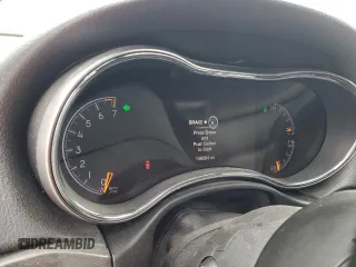 2018 Jeep Grand Cherokee Limited z VIN 1C4RJEBG5JC130674, wystawiony jako Copart lot #53908235 z przebiegiem 138 084 mil mil oraz Szkoda całkowita • Salvage title. Historia ofert i sprzedaży dostępna na DreamBid. Obrazek 9.
