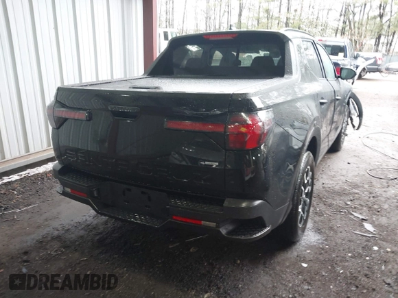 2024 Hyundai Santa Cruz SEL z VIN 5NTJCDDE5RH125196, wystawiony jako IAAI lot #41805584 z przebiegiem 3 944 mil mil oraz . Historia ofert i sprzedaży dostępna na DreamBid. Obrazek 4.
