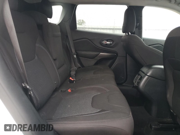 2019 Jeep Cherokee Latitude z VIN 1C4PJLCBXKD332002, wystawiony jako Copart lot #56652185 z przebiegiem 113 690 mil mil oraz Szkoda całkowita • Salvage title. Historia ofert i sprzedaży dostępna na DreamBid. Obrazek 11.