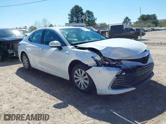 2021 Toyota Camry Hybrid LE with VIN 4T1C31AK2MU027513, listed as a IAAI auction lot 41856681 with 85,779 mi miles. Bid and sale history available at carsss.com. Image 1.
