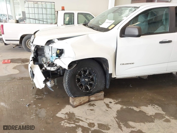 2018 Chevrolet Colorado 4WD Work Truck with VIN 1GCHTBEN0J1179548, listed as a IAAI auction lot 41083085 with 102,530 mi miles. Bid and sale history available at carsss.com. Image 18.