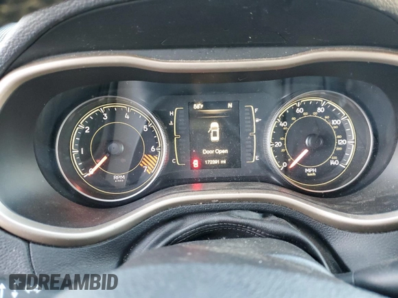 2014 Jeep Cherokee Latitude with VIN 1C4PJLCB5EW225528, listed as a Copart auction lot 41489995 with 172,391 mi miles and Salvage Title. Bid and sale history available at carsss.com. Image 9.