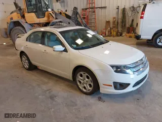 2010 Ford Fusion SE with VIN 3FAHP0HA8AR422679, listed as a IAAI auction lot 41891575 with 188,381 mi miles. Bid and sale history available at carsss.com. Image 1.