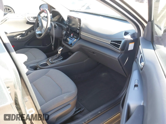 2022 Hyundai Ioniq SE z VIN KMHC75LCXNU271168, wystawiony jako IAAI lot #41073220 z przebiegiem 31 890 mil mil oraz . Historia ofert i sprzedaży dostępna na DreamBid. Obrazek 5.