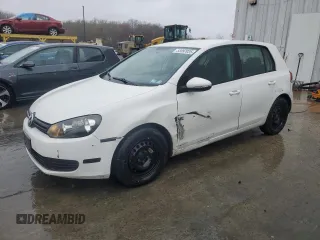 2013 Volkswagen Golf w/Conv z VIN WVWDB7AJ3DW100589, wystawiony jako Copart lot #52097025 z przebiegiem 127 972 mil mil oraz Szkoda całkowita • Salvage title. Historia ofert i sprzedaży dostępna na DreamBid. Obrazek 1.