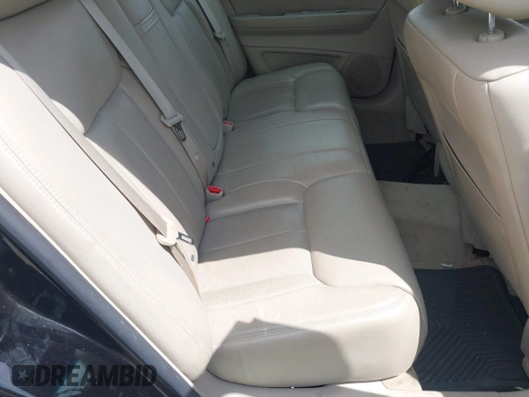 2006 Cadillac DTS 1SD z VIN 1G6KD57Y96U213474, wystawiony jako IAAI lot #42204202 z przebiegiem 102 627 mil mil oraz . Historia ofert i sprzedaży dostępna na DreamBid. Obrazek 8.