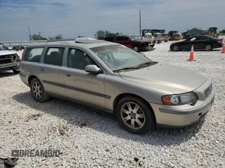 2002 Volvo V70 with VIN YV1SW58DX21183488, listed as a Copart auction lot 53701865 with 114,836 mi miles and Clean Title. Bid and sale history available at DreamBid. Image 4.