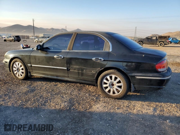 2002 Hyundai Sonata GLS with VIN KMHWF35H42A604233, listed as a Copart auction lot 65278644 with 145,700 mi miles and Salvage Title. Bid and sale history available at carsss.com. Image 2.