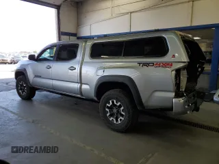 2023 Toyota Tacoma SR5 z VIN 3TMDZ5BNXPM165719, wystawiony jako Copart lot #58256035 z przebiegiem 13 681 mil mil oraz Szkoda całkowita • Salvage title. Historia ofert i sprzedaży dostępna na DreamBid. Obrazek 2.