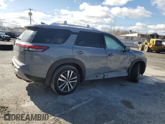 2022 Nissan Pathfinder Platinum z VIN 5N1DR3DJ0NC261450, wystawiony jako Copart lot #52529575 z przebiegiem 52 490 mil mil oraz Szkoda całkowita • Salvage title. Historia ofert i sprzedaży dostępna na DreamBid. Obrazek 3.
