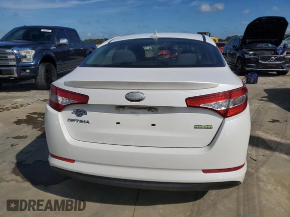 2013 Kia Optima Hybrid LX with VIN KNAGM4ADXD5043617, listed as a Copart auction lot 73847634 with 0 mi miles and Salvage Title. Bid and sale history available at carsss.com. Image 6.