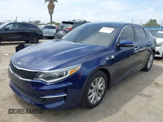 2017 Kia Optima LX z VIN 5XXGT4L37HG154590, wystawiony jako IAAI lot #42229141 z przebiegiem 112 134 mil mil oraz . Historia ofert i sprzedaży dostępna na DreamBid. Obrazek 18.