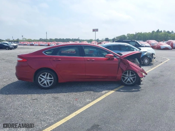 2014 Ford Fusion SE with VIN 3FA6P0HD5ER204206, listed as a IAAI auction lot 39765779 with 132,249 mi miles. Bid and sale history available at carsss.com. Image 13.