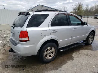 2005 Kia Sorento LX with VIN KNDJC733955452873, listed as a Copart auction lot 51777535 with 135,285 mi miles and Non Repairable. Bid and sale history available at carsss.com. Image 3.