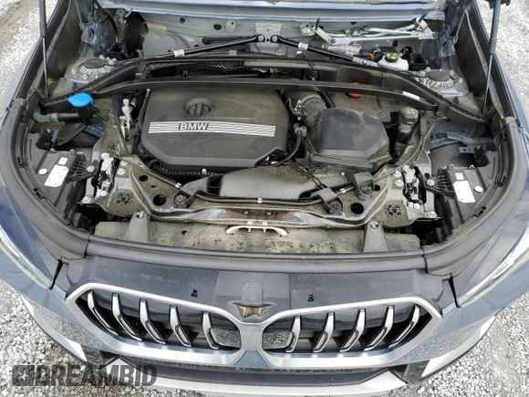 2023 BMW X1 xDrive28i with VIN WBX73EF08P5W51452, listed as a Copart auction lot 58420175 with 30,404 mi miles and Salvage title. Bid and sale history available at DreamBid. Image 12.