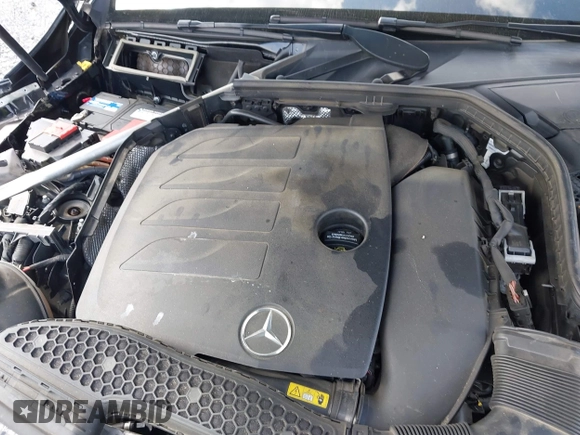 2019 Mercedes-Benz C 300 with VIN 55SWF8EB7KU301367, listed as a IAAI auction lot 42285737 with 104,859 mi miles and . Bid and sale history available at DreamBid. Image 10.