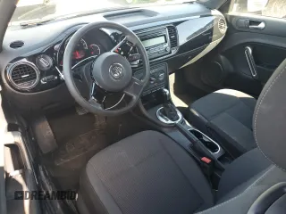 2014 Volkswagen Beetle Entry с VIN 3VWF17AT6EM642555, выставлен на аукционе Copart как лот 46953805 с пробегом 95 153 миль миль и Списание • Salvage title. История ставок и продаж доступна на DreamBid. Изображение 8.