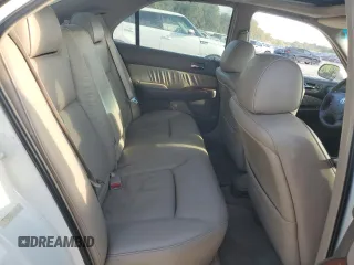 2004 Acura RL w/Navigation System with VIN JH4KA96654C008281, listed as a Copart auction lot 68937624 with 0 mi miles and Salvage Title. Bid and sale history available at carsss.com. Image 10.