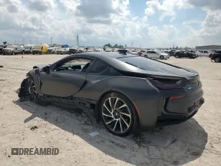 2015 BMW i8 with VIN WBY2Z2C56FV391487, listed as a Copart auction lot 72029534 with 89,048 mi miles and Salvage Title. Bid and sale history available at carsss.com. Image 2.