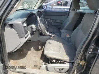 2006 Jeep Commander with VIN 1J8HG48K96C293473, listed as a Copart auction lot 70636554 with 240,013 mi miles and Salvage Title. Bid and sale history available at carsss.com. Image 7.