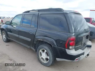 2004 Chevrolet TrailBlazer EXT LT with VIN 1GNET16S746115863, listed as a IAAI auction lot 41453236 with 198,099 mi miles. Bid and sale history available at carsss.com. Image 3.