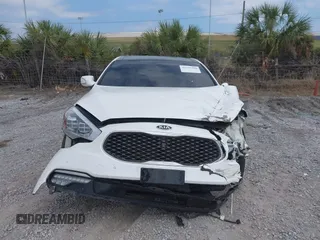 2015 Kia K900 Luxury with VIN KNALW4D44F6018536, listed as a IAAI auction lot 41795388 with 83,188 mi miles. Bid and sale history available at carsss.com. Image 13.