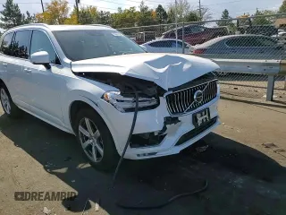 2022 Volvo XC90 Momentum with VIN YV4102PK9N1860873, listed as a Copart auction lot 75567144 with 13,675 mi miles and Salvage Title. Bid and sale history available at carsss.com. Image 11.
