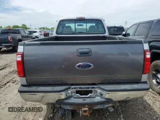 2006 Ford F-250 XL z VIN 1FTSX21556EC90337, wystawiony jako Copart lot #56307825 z przebiegiem 152 754 mil mil oraz Szkoda całkowita • Salvage title. Historia ofert i sprzedaży dostępna na DreamBid. Obrazek 6.