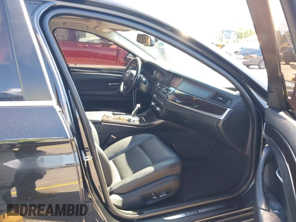 2015 BMW 5 Series 528i xDrive with VIN WBA5A7C58FG144069, listed as a IAAI auction lot 41854112 with 136,403 mi miles and . Bid and sale history available at DreamBid. Image 5.