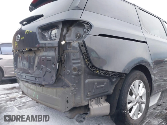 2016 Kia Sedona LX with VIN KNDMB5C19G6210620, listed as a IAAI auction lot 41485717 with 153,783 mi miles and . Bid and sale history available at DreamBid. Image 14.