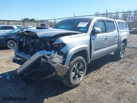 2018 Toyota Tacoma SR with VIN 3TMCZ5AN5JM138271, listed as a IAAI auction lot 41806982 with 95,712 mi miles. Bid and sale history available at carsss.com. Image 17.