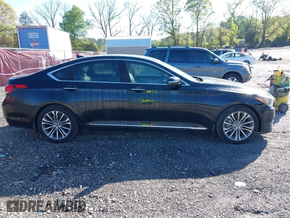 2016 Hyundai Genesis 3.8L z VIN KMHGN4JEXGU133770, wystawiony jako IAAI lot #41995242 z przebiegiem 181 715 mil mil oraz . Historia ofert i sprzedaży dostępna na DreamBid. Obrazek 13.