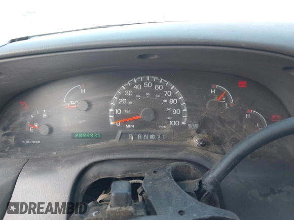 2000 Ford F-150 XL with VIN 1FTZX1727YKA78887, listed as a IAAI auction lot 41291272 with 289,343 mi miles. Bid and sale history available at carsss.com. Image 7.