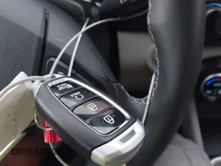 2025 Hyundai Venue SEL с VIN KMHRC8A36SU354117, выставлен на аукционе IAAI как лот 42459995 с пробегом 8 278 миль миль и . История ставок и продаж доступна на DreamBid. Изображение 11.
