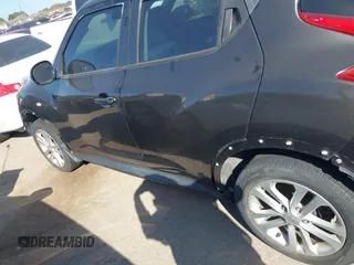 2011 Nissan Juke SL with VIN JN8AF5MRXBT006872, listed as a IAAI auction lot 41736562 with 202,126 mi miles. Bid and sale history available at carsss.com. Image 6.