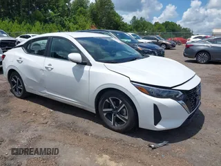2024 Nissan Sentra SV z VIN 3N1AB8CV4RY348832, wystawiony jako IAAI lot #42665119 z przebiegiem 35 994 mil mil oraz . Historia ofert i sprzedaży dostępna na DreamBid. Obrazek 1.