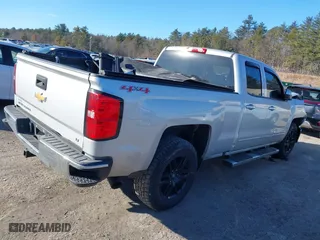 2017 Chevrolet Silverado 1500 LT with VIN 1GCVKREC3HZ307662, listed as a IAAI auction lot 41333606 with 172,896 mi miles. Bid and sale history available at carsss.com. Image 13.