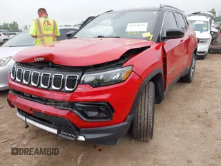 2023 Jeep Compass (RED) Edition с VIN 3C4NJDCN7PT531789, выставлен на аукционе IAAI как лот 42374121 с пробегом 22 808 миль миль и . История ставок и продаж доступна на DreamBid. Изображение 6.