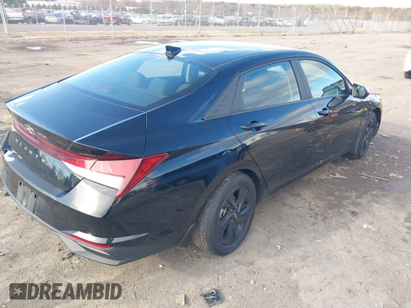 2023 Hyundai Elantra SEL z VIN KMHLM4AG3PU453371, wystawiony jako IAAI lot #41239165 z przebiegiem 40 980 mil mil oraz . Historia ofert i sprzedaży dostępna na DreamBid. Obrazek 4.
