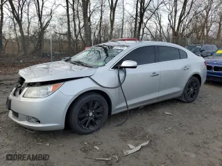 2013 Buick LaCrosse with VIN 1G4GA5E38DF120929, listed as a Copart auction lot 85129384 with 121,425 mi miles and Salvage Title. Bid and sale history available at carsss.com. Image 1.