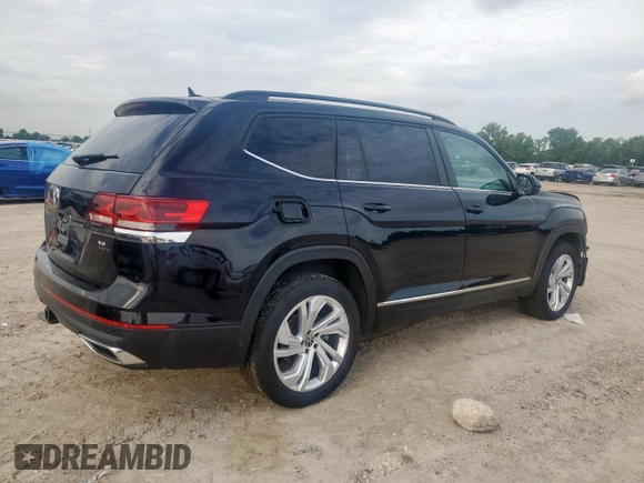 2021 Volkswagen Atlas SE with VIN 1V2WR2CA3MC519899, listed as a Copart auction lot 64051135 with 60,586 mi miles and Salvage title. Bid and sale history available at DreamBid. Image 3.